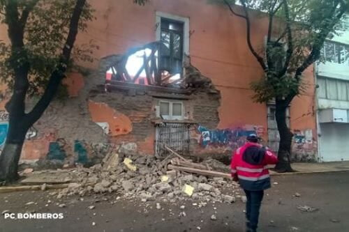 Colapsa viejo edificio en Toluca, dueños ya estaban advertidos